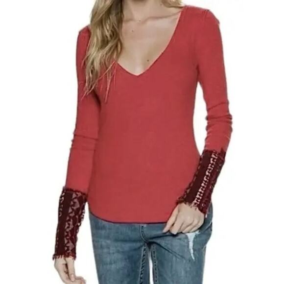 NWOT We The Free Art School Cuffed Long Sleeve Red Size Large - Picture 1 of 7